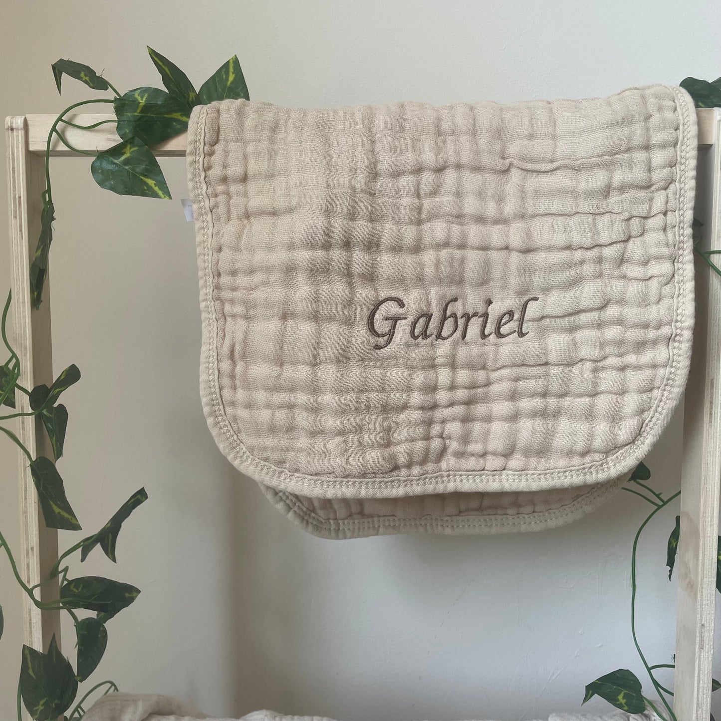 Bavoir d'épaule en coton doux à personnaliser