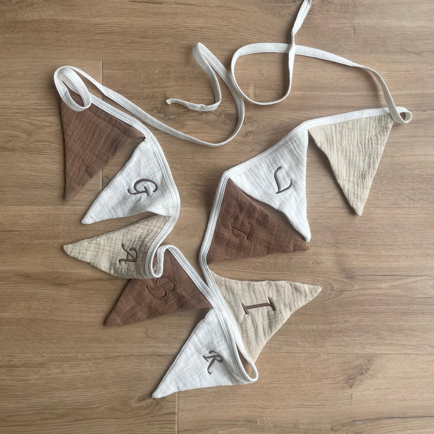 Guirlande décorative pour événement en tissu à personnaliser