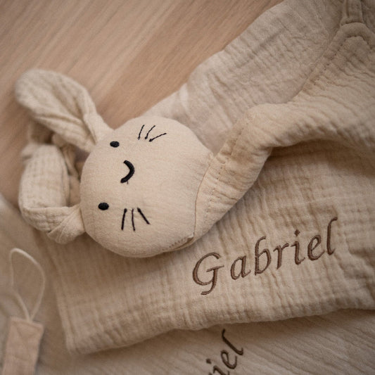 Doudou Lapin en gaze de coton à personnaliser